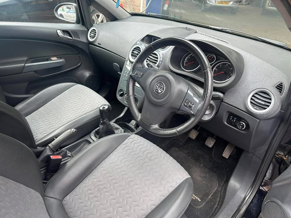 Vauxhall Corsa SE 2011