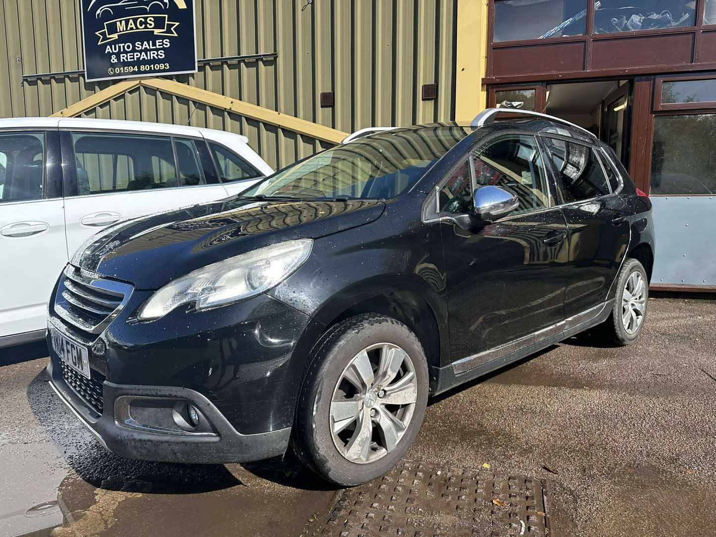 Peugeot Allure Puretech 2014