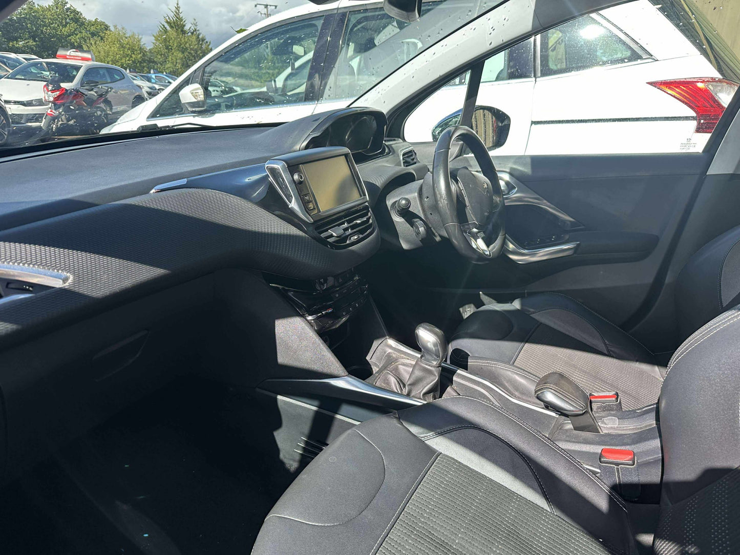 Peugeot Allure Puretech 2014