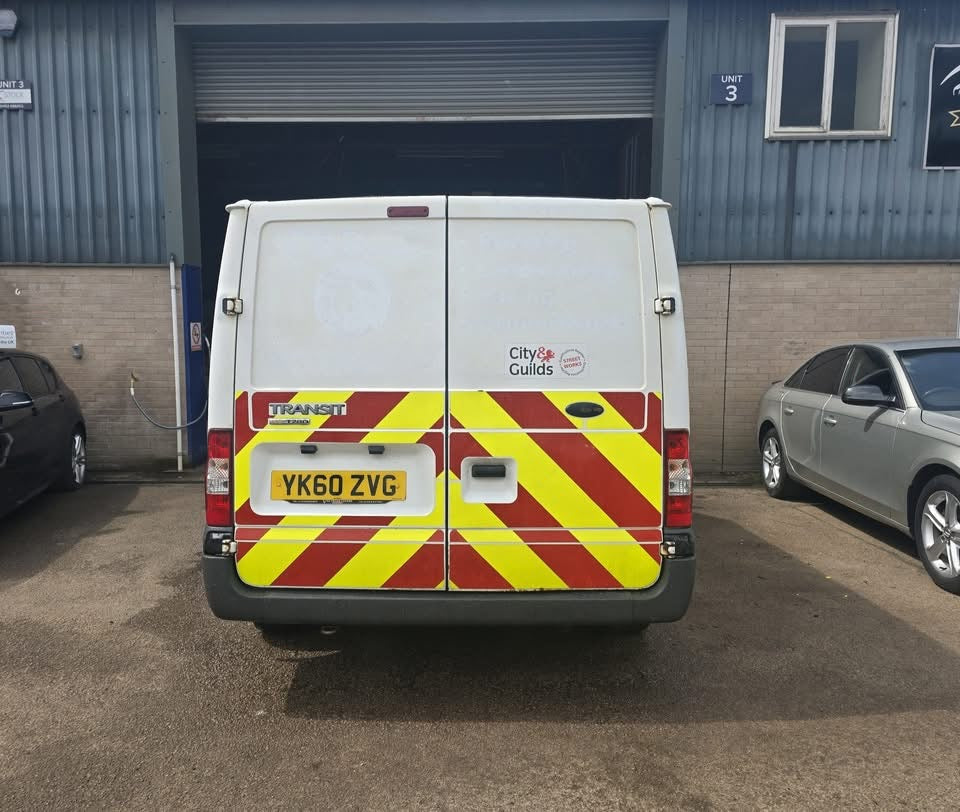 FORD TRANSIT 115 T280 6 SEATER CREW VAN