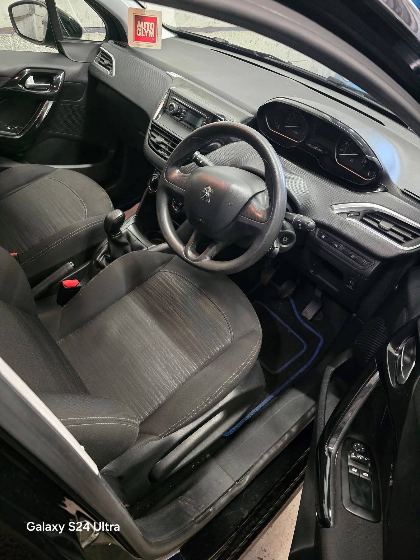 Peugeot 208 Access PureTech 2016