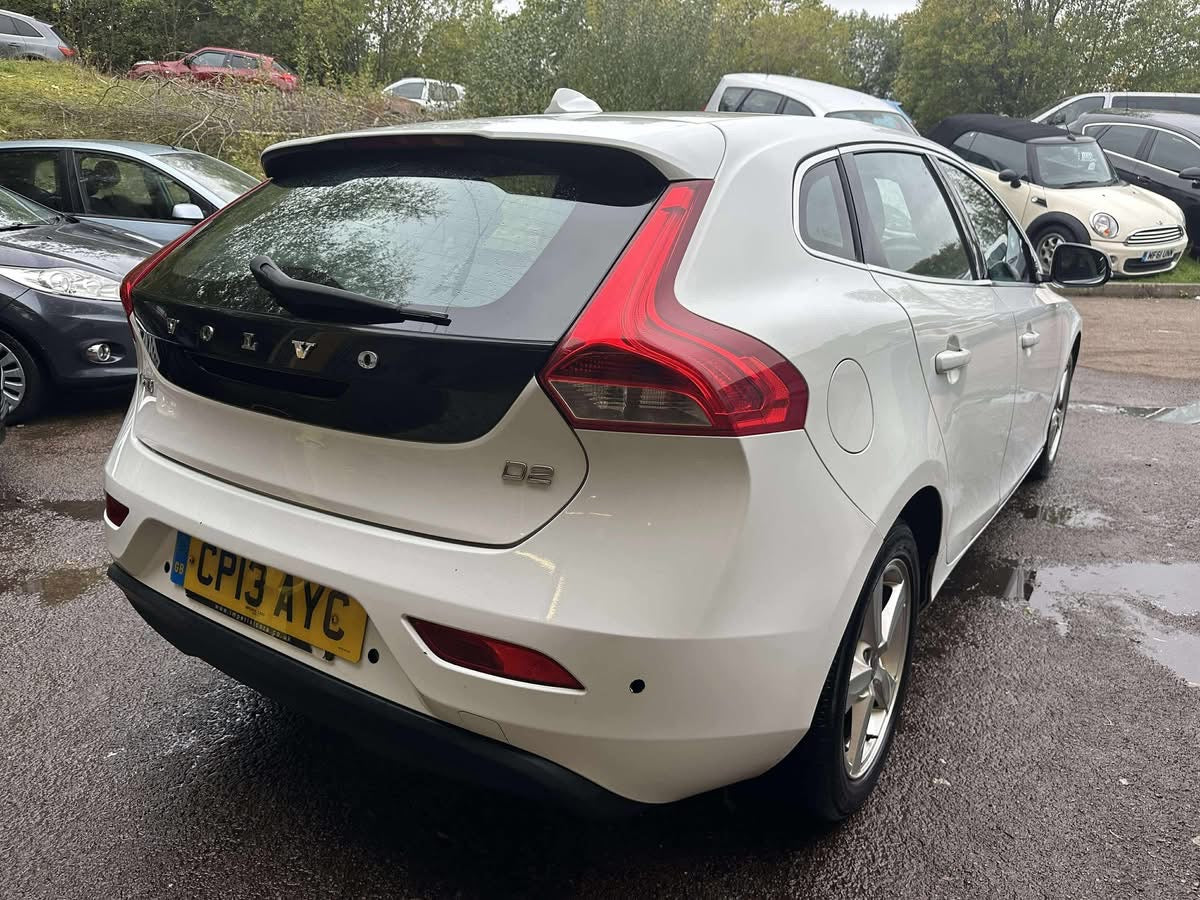Volvo V40 SE D2 2013