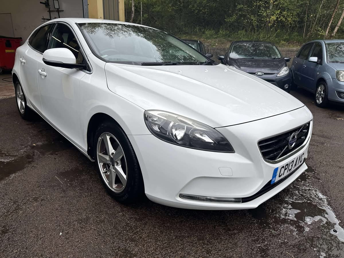 Volvo V40 SE D2 2013