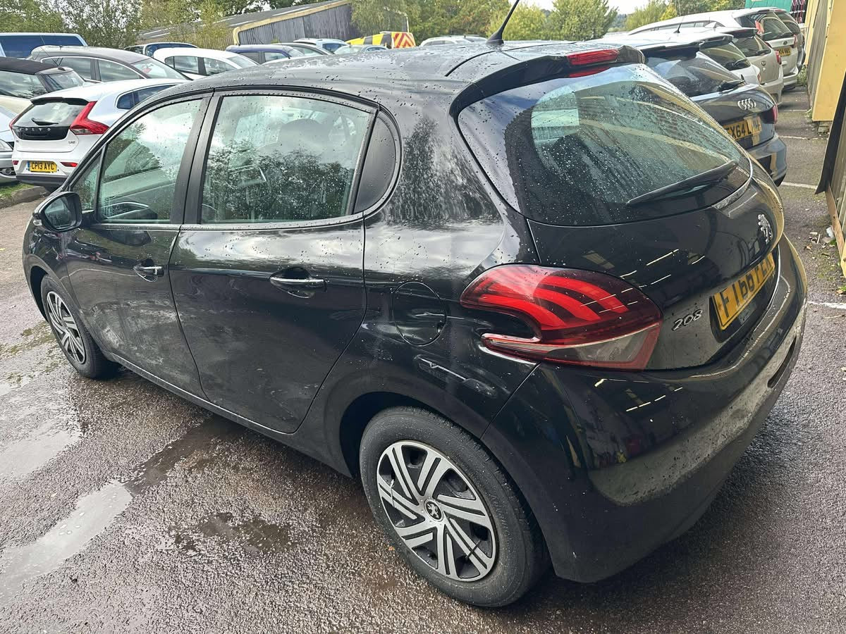 Peugeot 208 Access PureTech 2016
