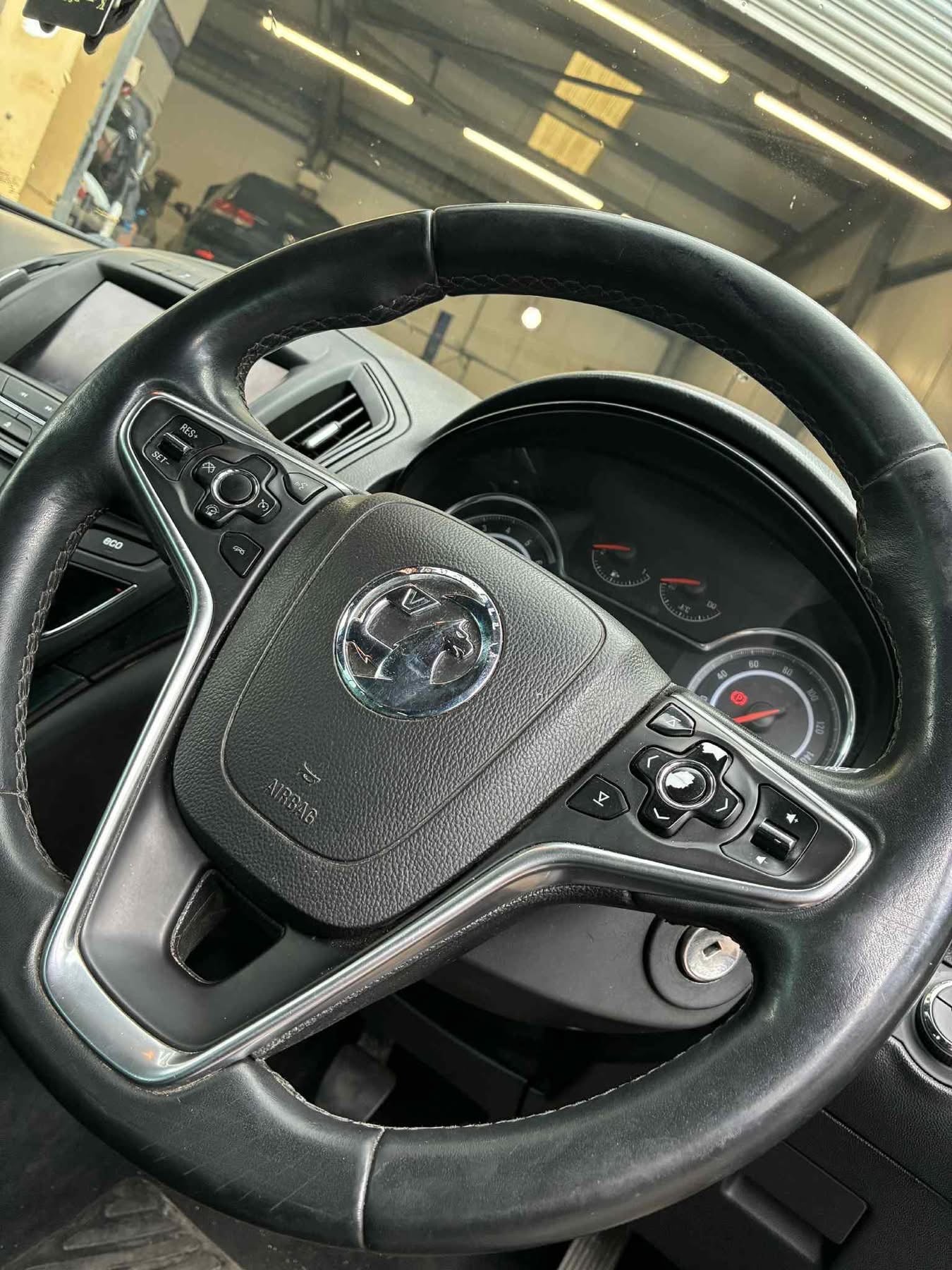 Vauxhall Insignia Elite 2014