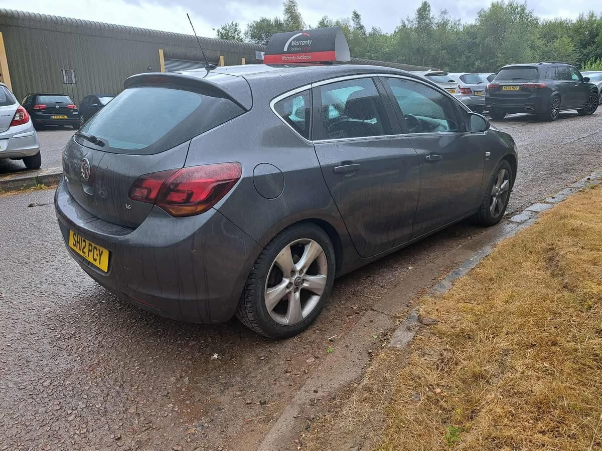 Vauxhall Astra 2012