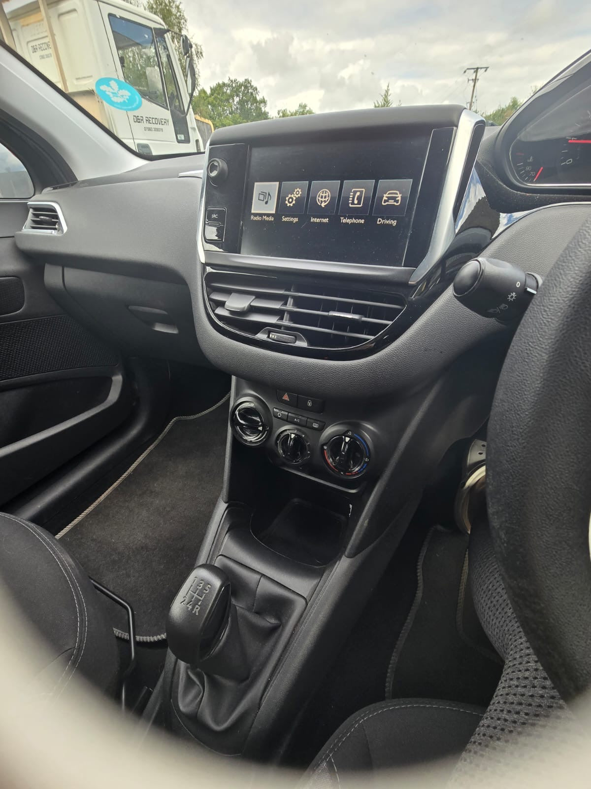 Peugeot 208 2014