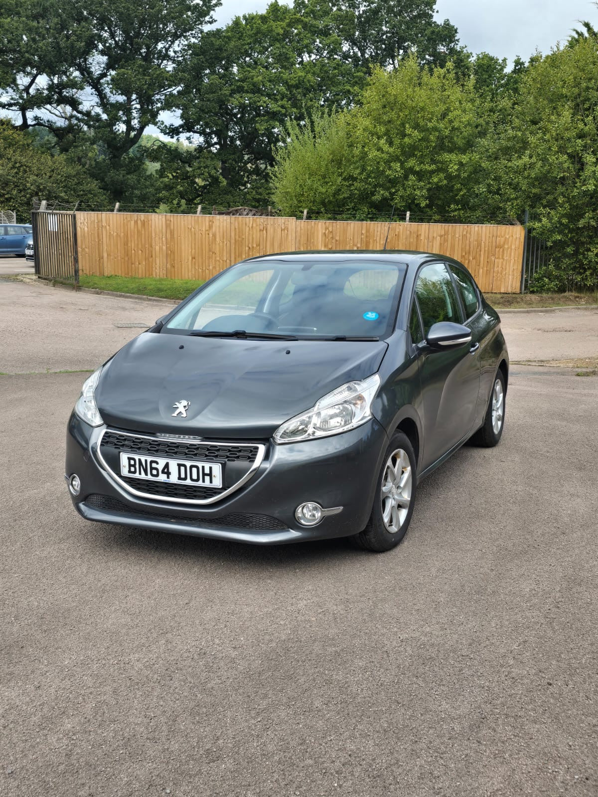Peugeot 208 2014