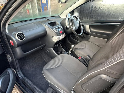 Peugeot 107 Allure 1.0 2012