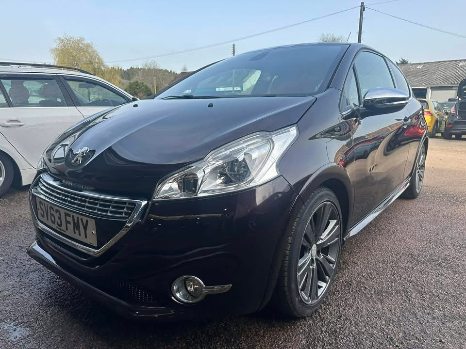 Peugeot 208 XY THP 2013