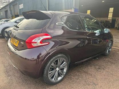 Peugeot 208 XY THP 2013
