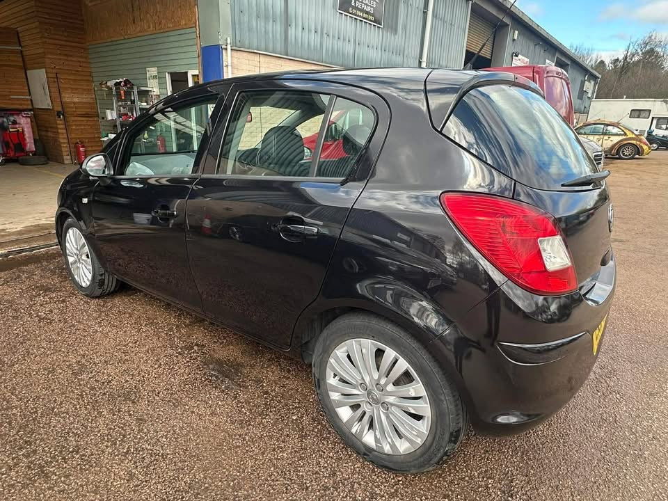 Vauxhall Corsa SE 2011