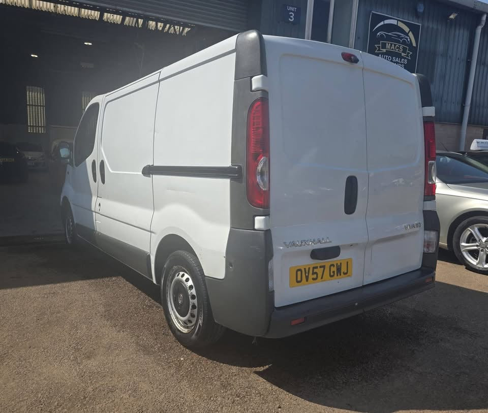 Vauxhall Vivaro 2700 CDTI 2007