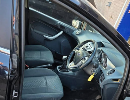 FORD FIESTA TITANIUM 1.4 TDCI 2010