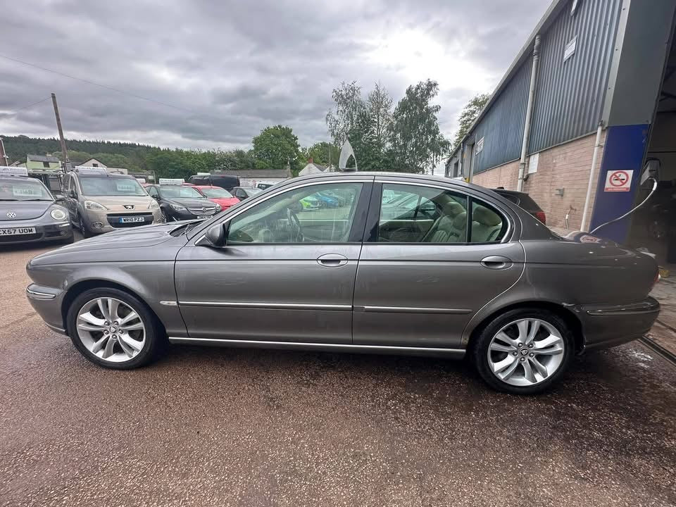 JAGUAR X-TYPE V6 SE AUTO 2.5 AWD 2007 Price TBC