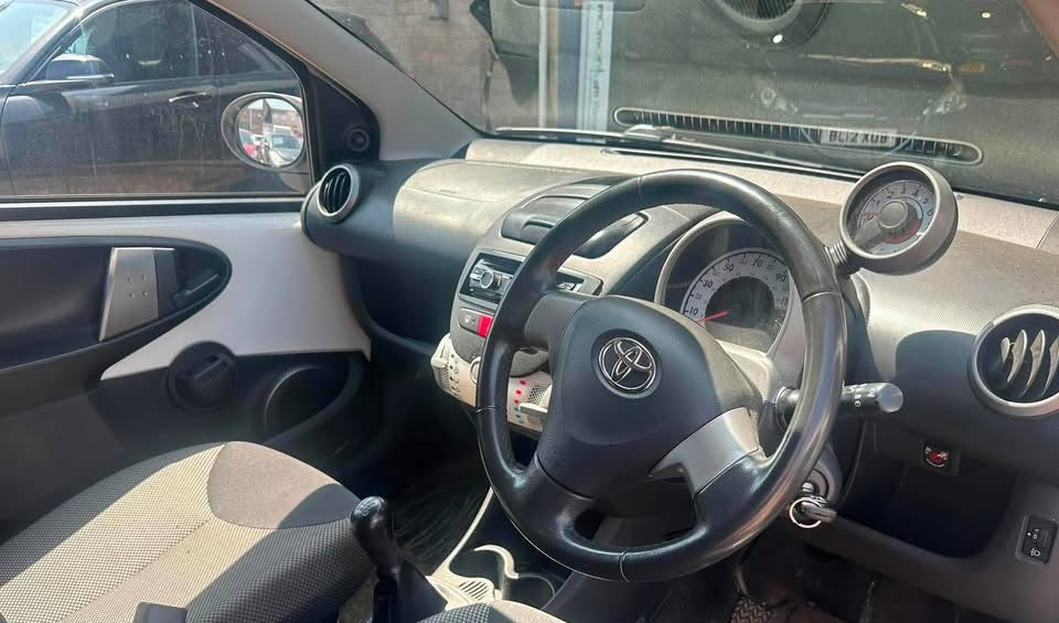 TOYOTA AYGO MODE 1.0 VVT-I 2013