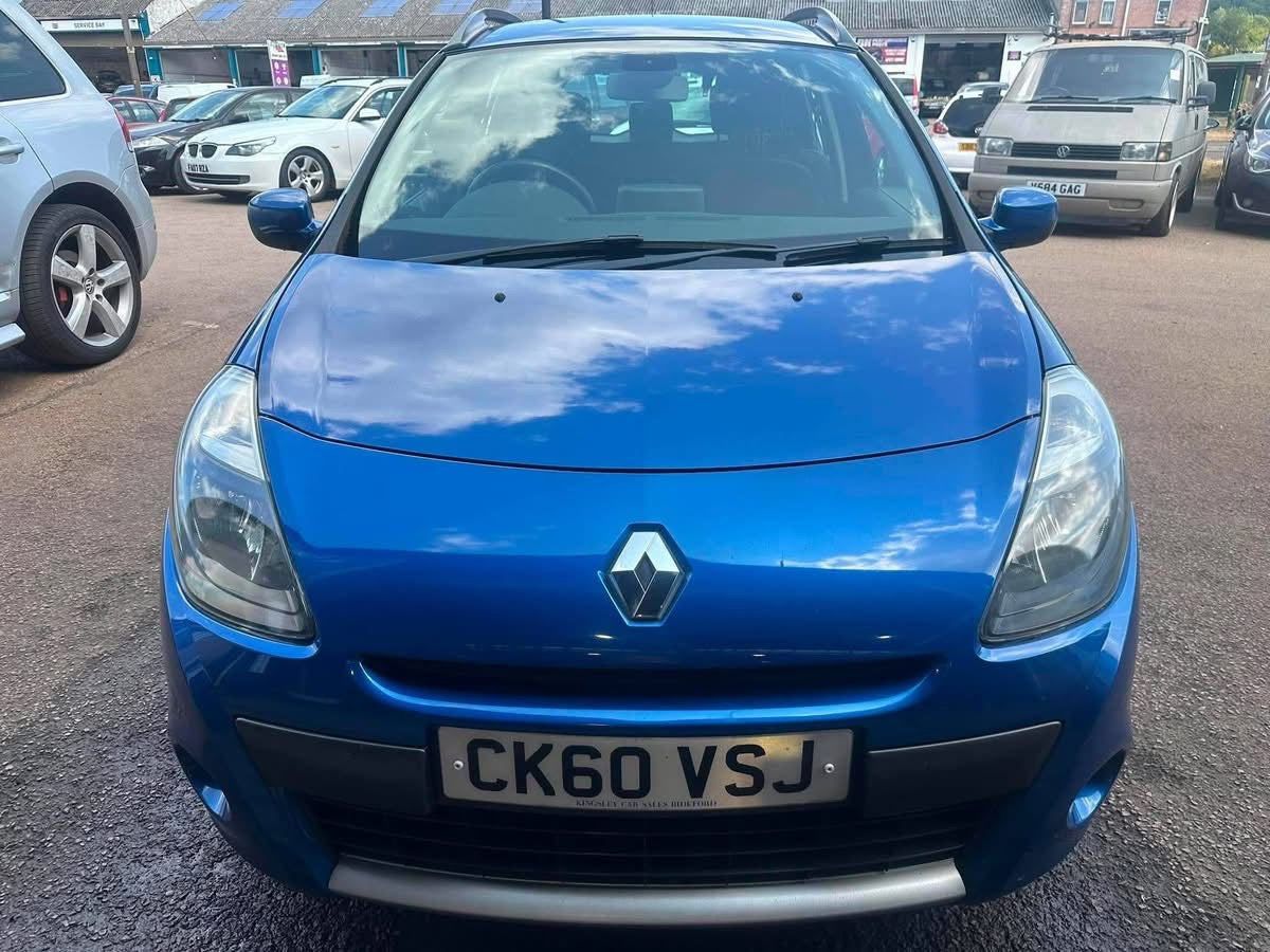 Renault Clio Dynamique TomTom Sport Tourer 1.5 DCI 2010