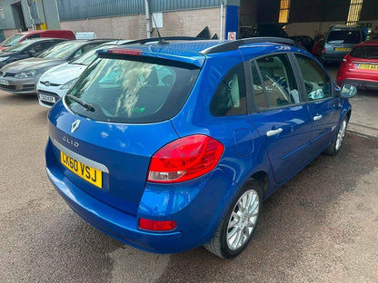 Renault Clio Dynamique TomTom Sport Tourer 1.5 DCI 2010