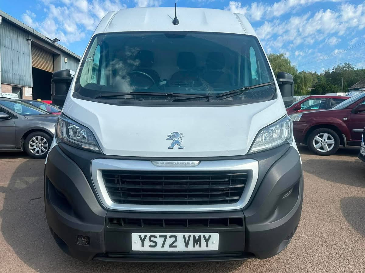 PEUGEOT BOXER 335 PROFESSIONAL PREMIUM+ 2.2 BLUEHDI L3 H2 2023