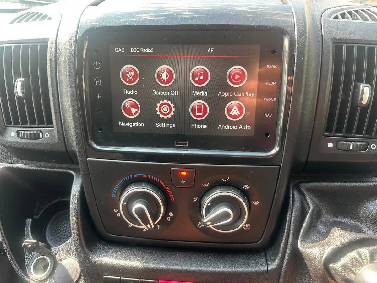 PEUGEOT BOXER 335 PROFESSIONAL PREMIUM+ 2.2 BLUEHDI L3 H2 2023