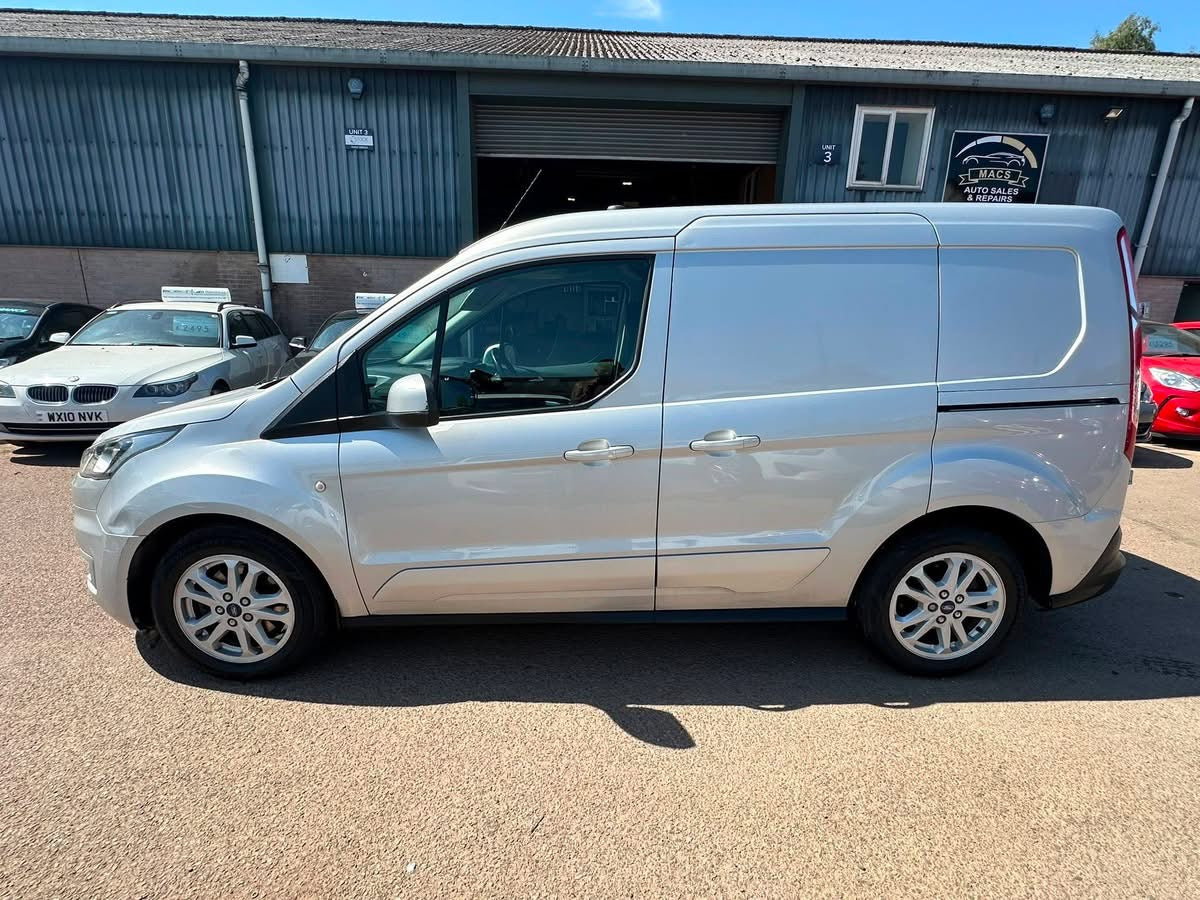 FORD TRANSIT CONNECT 2020