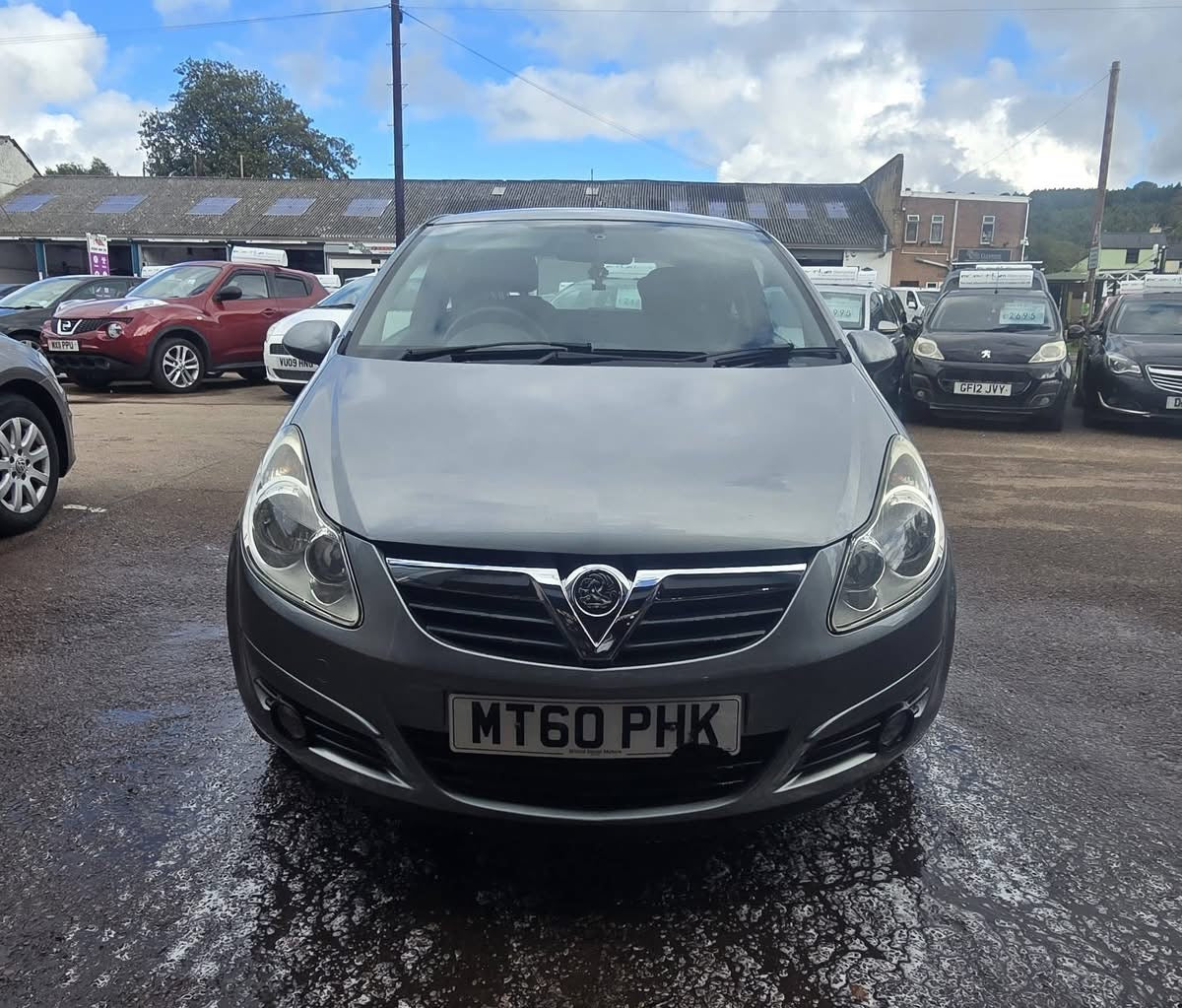 VAUXHALL CORSA ENERGY 2011