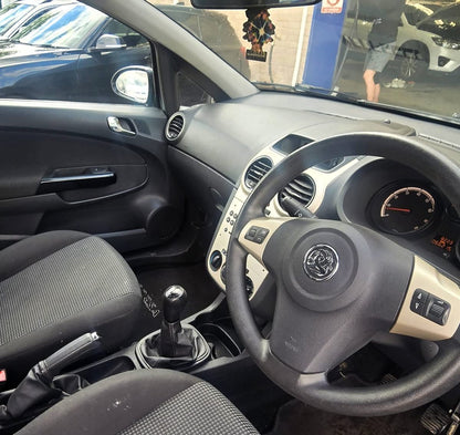 VAUXHALL CORSA ENERGY 2011