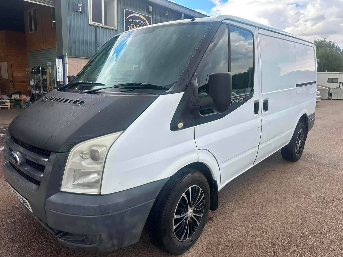 FORD TRANSIT 85 T260M SWB 2010