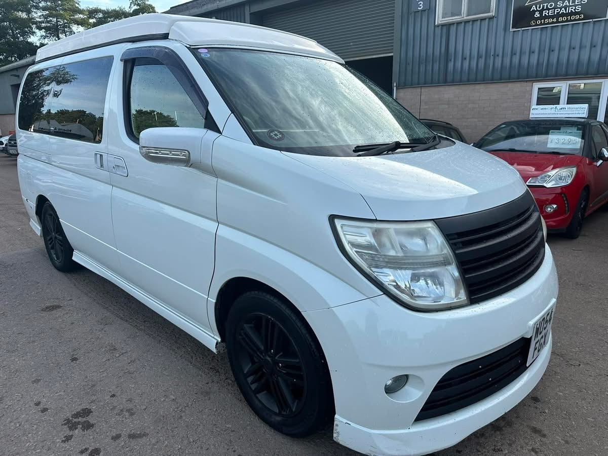 NISSAN ELGRAND CAMPER – PROFESSIONAL CONVERSION