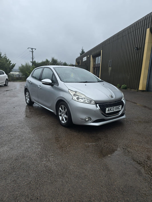 Peugeot 208 2013