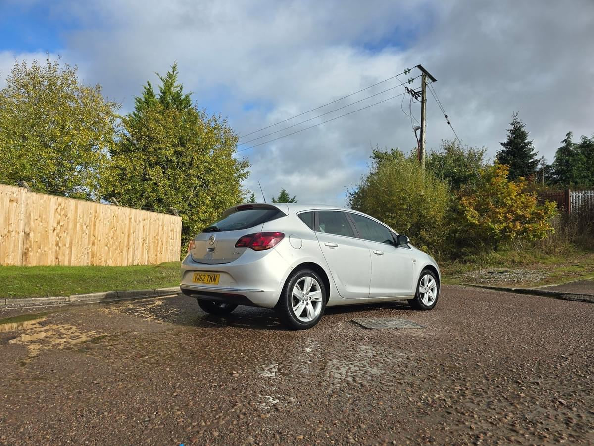 Vauxhall Astra SRI CDTI 2012