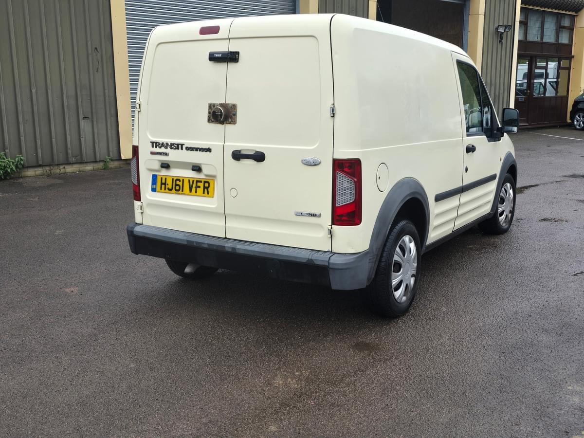 Ford TRCON T200 2011