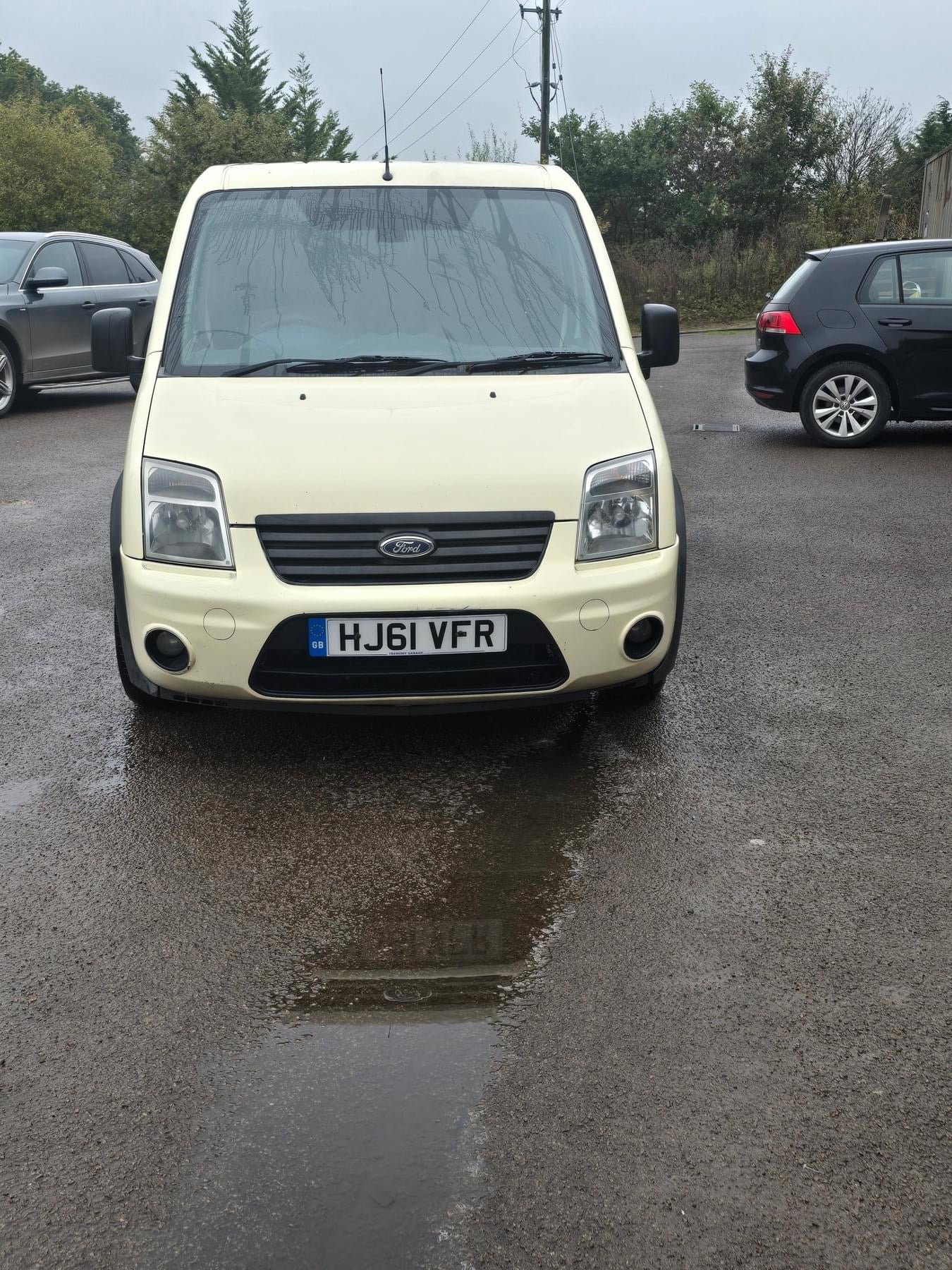 Ford TRCON T200 2011