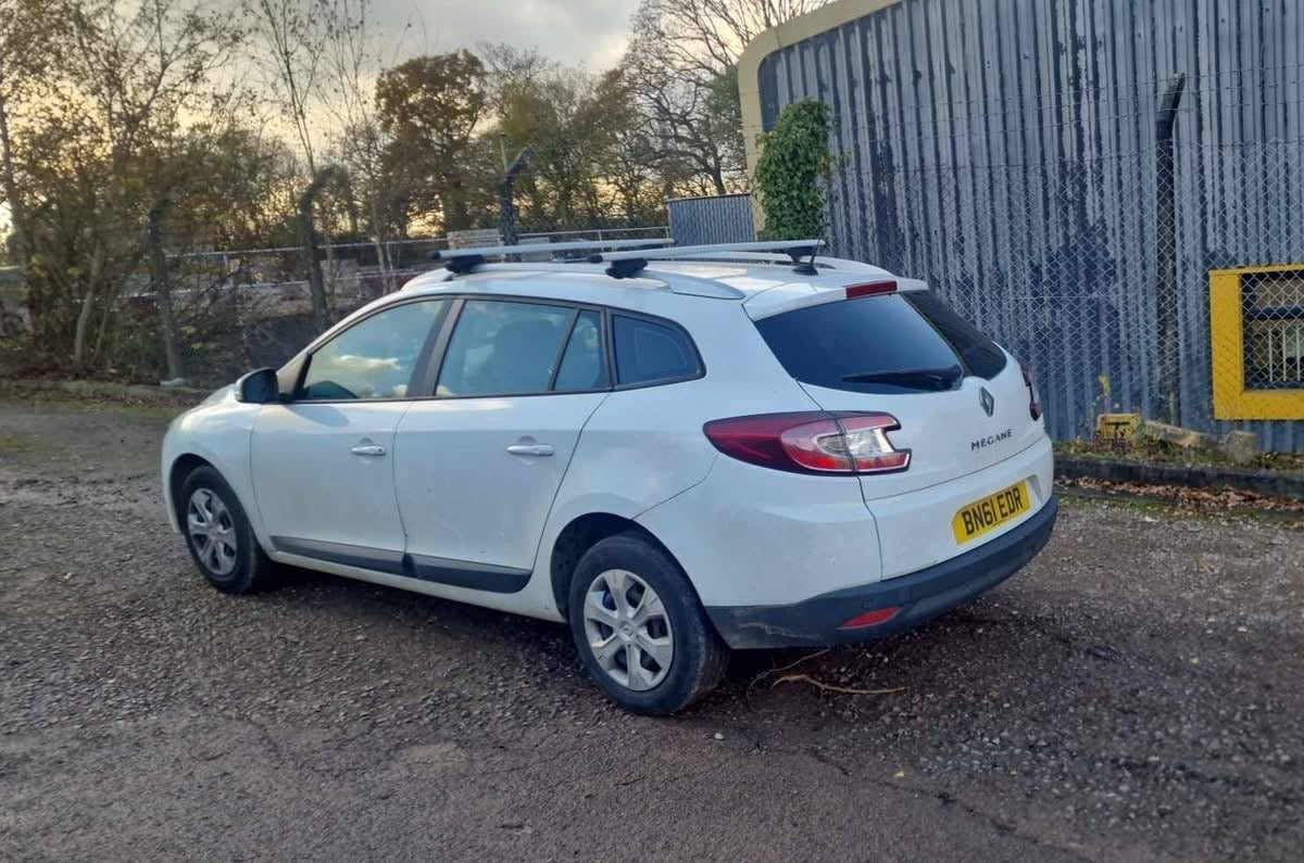 Renault Megane Expression Estate 2011