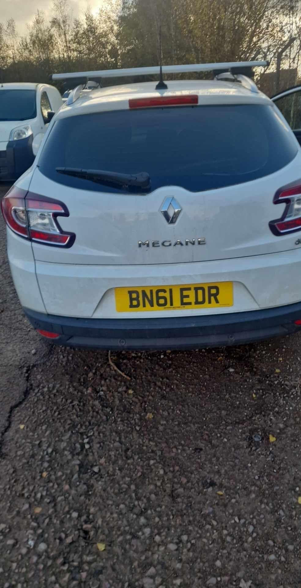Renault Megane Expression Estate 2011