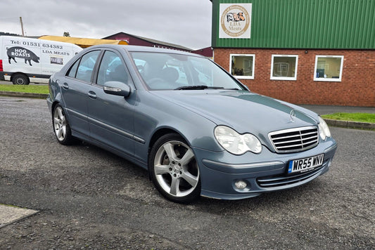 Mercedes C320 V6 2005