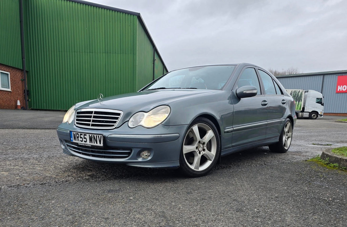 Mercedes C320 V6 2005