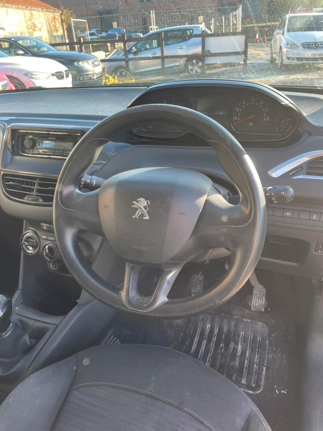 Peugeot 208 Access Plus 2014